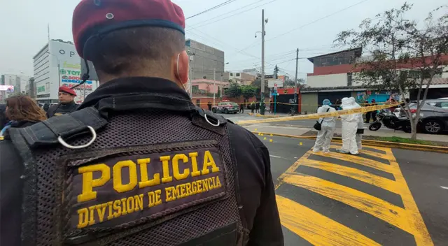 Policía fue herido de bala en la pierna y aun así continuó enfrentándose a los delincuentes.