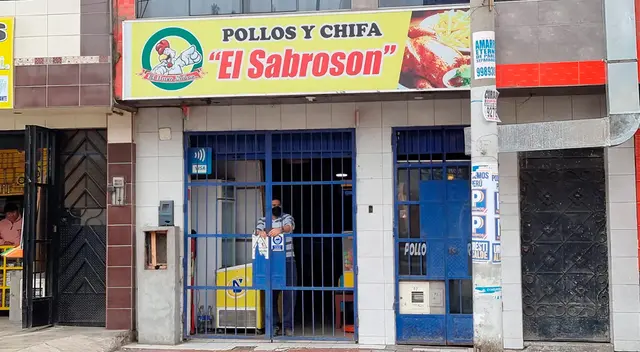 Sicarios dispararon contra tres clientes en pollería. Sicarios dispararon contra tres clientes en pollería.