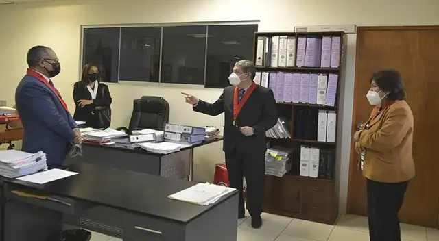 Personal de la OCMA inspeccionó si la Odecma del Callao atiende al público Personal de la OCMA inspeccionó si la Odecma del Callao atiende al público