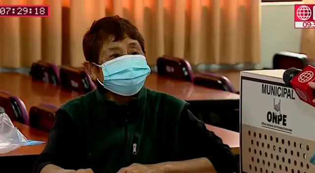 Luz Ortiz Barrera decidió asumir la presidencia de mesa ante la ausencia del titular en las Elecciones 2022.