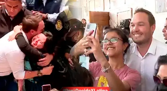 George Forsyth causó furor en Matute al ir a votar en Isabel La Católica.