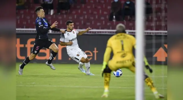 El argentino Bernardo Cuesta terminó como máximo artillero de la Conmebol 2022.