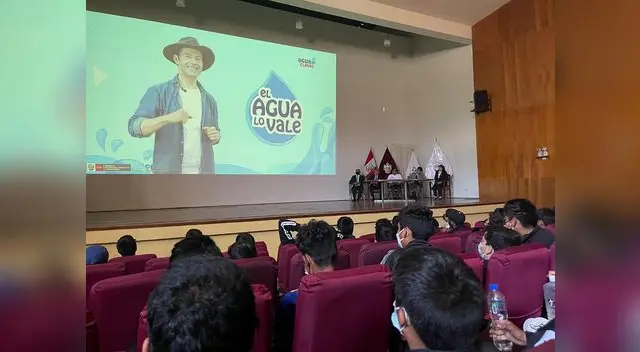 Clases del Otass enseña a valorar los servicios de agua Clases del Otass enseña a valorar los servicios de agua