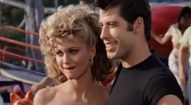 La película Grease fue estrenado en 1978. La película Grease fue estrenado en 1978.