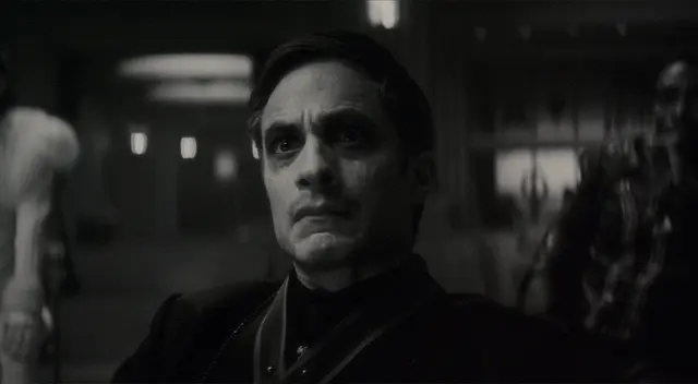 "Hombre Lobo por la Noche"