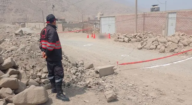 Colombiano es asesinado por dos sicarios en Carabayllo. Colombiano es asesinado por dos sicarios en Carabayllo.