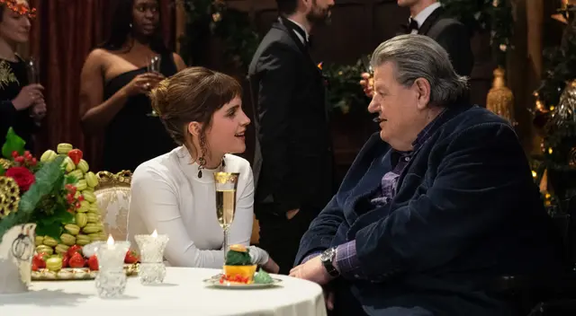 Emma Watson le da el último adiós a Robbie Coltrane