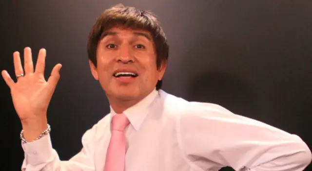 Tiempo después y tras dejar la televisión la radio también le abrió las puertas, con los Exitosos del humor.