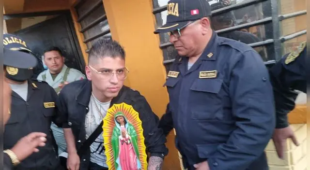 John Kelvin sale del penal de Lurigancho por orden del Poder Judicial