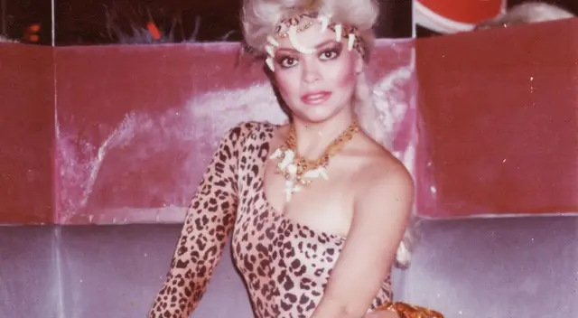 Gisela Valcárcel y su sesión de fotos como vedette. Gisela Valcárcel y su sesión de fotos como vedette.