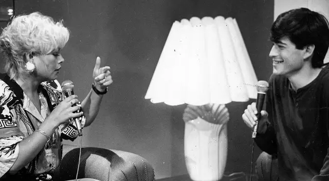 Gisela Valcárcel y la entrevista que le realizó a Jaime Bayly. Gisela Valcárcel y la entrevista que le realizó a Jaime Bayly.