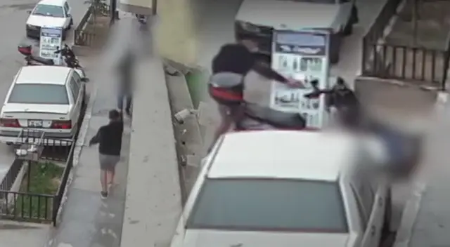 Extranjero es disparado de seis balazos, pero no murió y logró huir de su atacante en Comas. Extranjero es disparado de seis balazos, pero no murió y logró huir de su atacante en Comas.