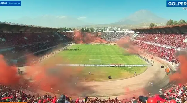 El León del Sur tuvo buen recibimiento para Melgar.