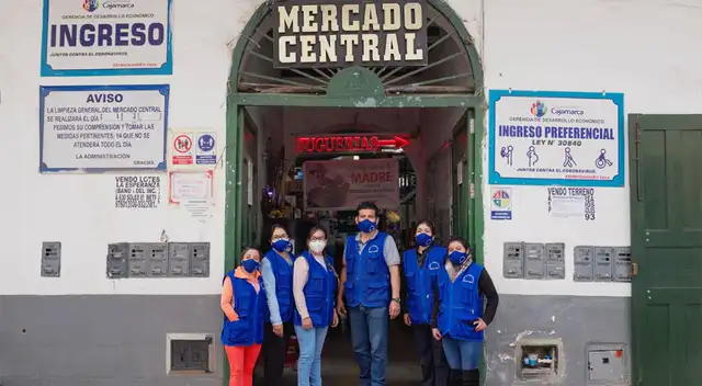 Impulsar y capacitar a comerciantes de mercados. Impulsar y capacitar a comerciantes de mercados.