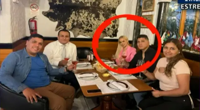 John Kelvin y Dalia Durán tras acudir a centro de conciliación John Kelvin y Dalia Durán tras acudir a centro de conciliación