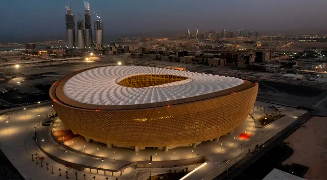 Lusail Stadium es el estadio más grande de la Copa del Mundo 2022. Puede albergar a un total de 80 mil personas.