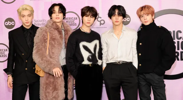 Los miembros de Tomorrow X Together mostraron la vestimenta que usarían para los 'American Music Awards'. Los miembros de Tomorrow X Together mostraron la vestimenta que usarían para los 'American Music Awards'.