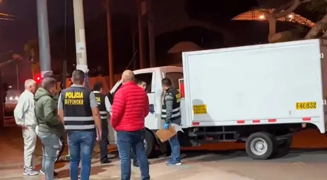 Furgón donde se movilizaban los empresarios Furgón donde se movilizaban los empresarios