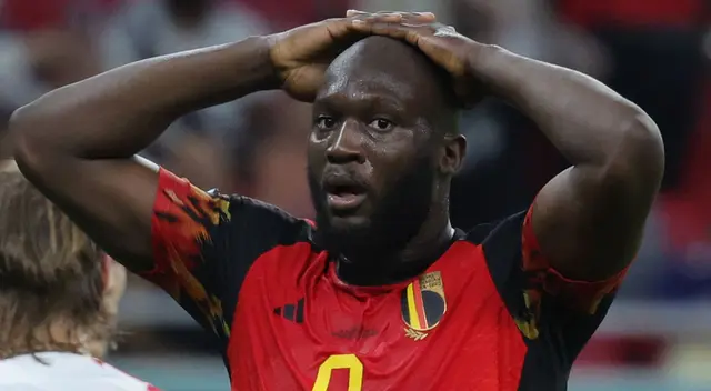 Romelu Lukaku de Bélgica reaccionó así después de una clara oportunidad pegada al poste durante el partido ante Croacia. Romelu Lukaku de Bélgica reaccionó así después de una clara oportunidad pegada al poste durante el partido ante Croacia.