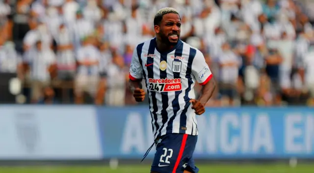 Jefferson Farfán viene cargando con una lesión hace meses.