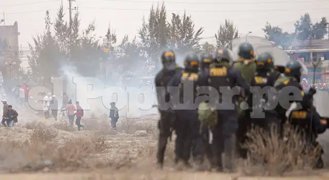 manifestante muere tras intentar tomar la comisaría