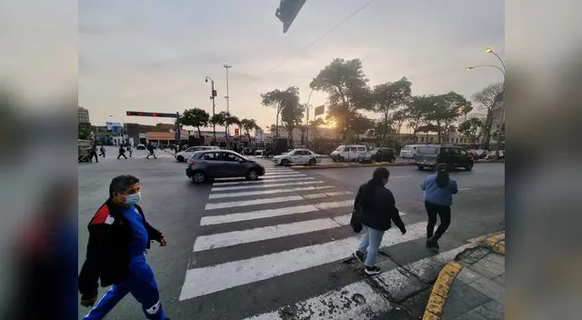 Además, debido a los actos violentos en las manifestaciones se dispuso la suspensión temporal de servicio ATU. Además, debido a los actos violentos en las manifestaciones se dispuso la suspensión temporal de servicio ATU.