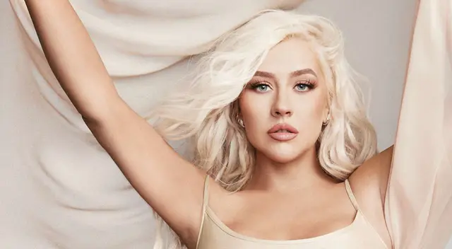 Conoce más de Christina Aguilera que, a pesar de ser estadounidense, domina muy bien el español.
