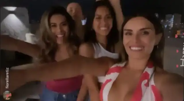 Las amigas se vuelven a ver las caras