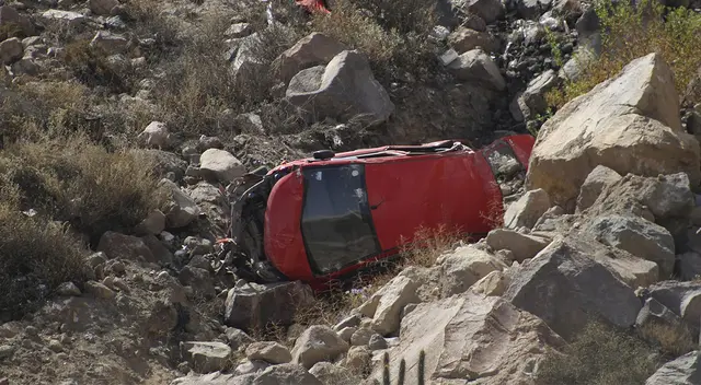 Hasta el lugar del accidente llegaron los primeros auxilios. Hasta el lugar del accidente llegaron los primeros auxilios.