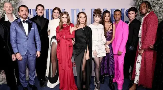 Emily en París estrenó ayer miércoles 21 de diciembre su tercera temporada. Emily en París estrenó ayer miércoles 21 de diciembre su tercera temporada.