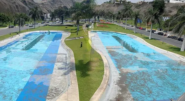 Pileta de Chorrillos se quedó sin agua porque vecinos ingresaron a bañarse. Pileta de Chorrillos se quedó sin agua porque vecinos ingresaron a bañarse.