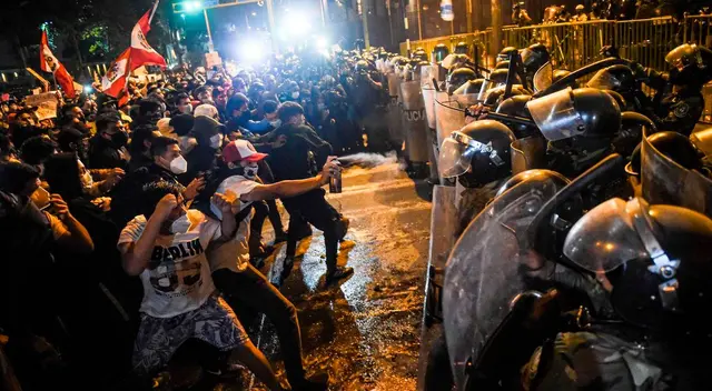Siete regiones de la Macroregión acuerda hacer marcha en Lima Siete regiones de la Macroregión acuerda hacer marcha en Lima