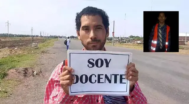 Rubén Moyano tiene 34 años y se para con un cartel para que alguien lo pueda acercar a sus trabajos.