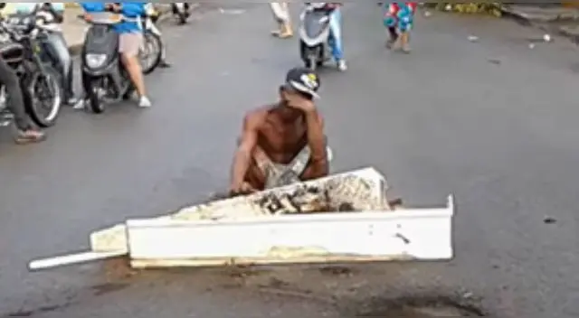 Un hombre de 46 años desenterró a su madre para darle una "lección" tras no dejarle herencia. Un hombre de 46 años desenterró a su madre para darle una "lección" tras no dejarle herencia.