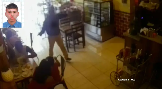 El momento que entra el sicario y apunta a su víctima El momento que entra el sicario y apunta a su víctima