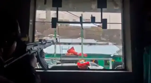 De acuerdo a los ronderos de Puno, la PNP fue la que desató la ola de violencia en Macusani. De acuerdo a los ronderos de Puno, la PNP fue la que desató la ola de violencia en Macusani.