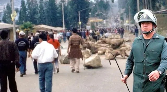 El adulto mayor viajaba con su esposa en el auto de su sobrino.