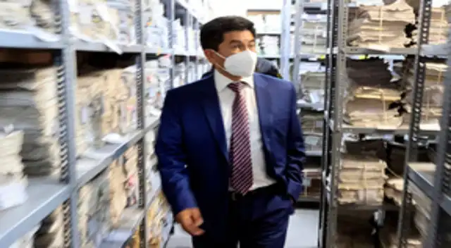 El presidente de la Corte de Lima Norte , Lorenzo Castope Cerquín inspeccionó archivos judiciales
