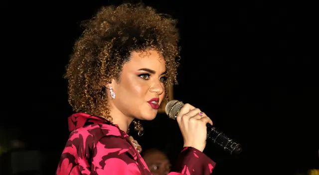 Lizandra Lizama debuta con nueva canción de su autoría. Lizandra Lizama debuta con nueva canción de su autoría.