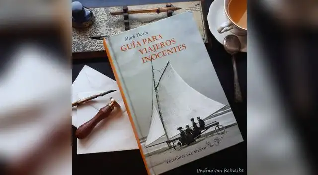 Libro para un viajero. Ese será siempre un gran regalo pues aumentará sus ganas de ir a la aventura y se le ocurrirá más ideas para disfrutar sus viajes.