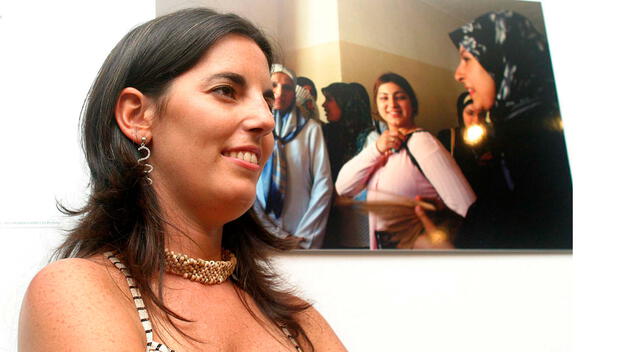 Morgana Vargas Llosa durante una de sus exposiciones fotográfica. Foto: Jaime Gianella/EFE   
