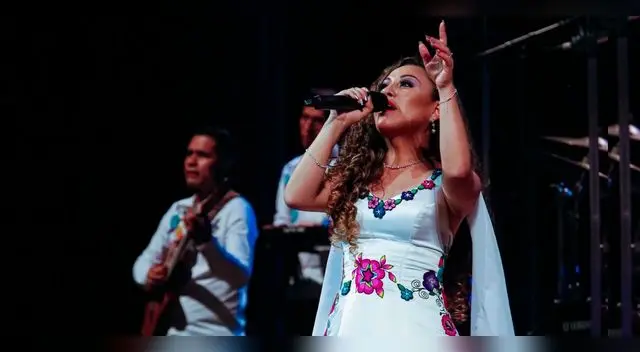 Celebran sus siete años en los escenarios.