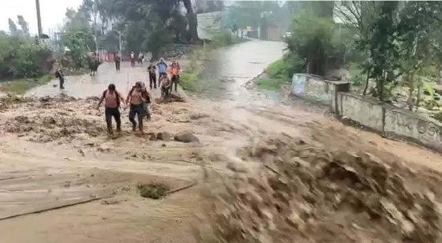 Intensas lluvias ya comienzan a causar estragos en zonas cercanas a quebradas