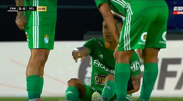 Yoshimar Yotún sale lesionado Yoshimar Yotún sale lesionado