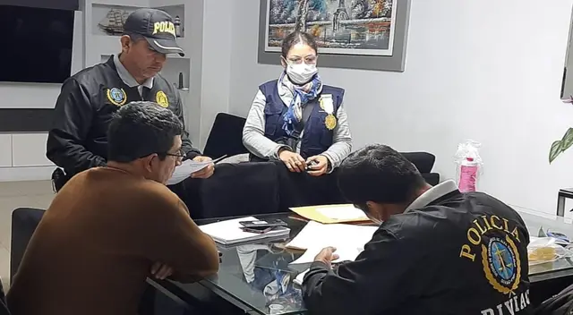 Capturan a la organización criminal "Los Negociadores de la región" que estaría liderada por el prófugo ex gobernador regional Juan Alvarado Cornelio Capturan a la organización criminal "Los Negociadores de la región" que estaría liderada por el prófugo ex gobernador regional Juan Alvarado Cornelio