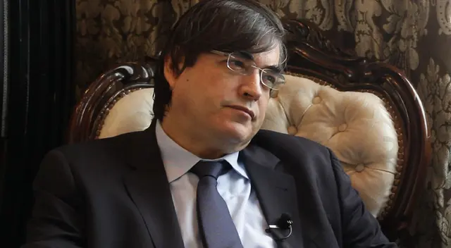 Jaime Bayly confesó haber odiado a su padre por todo lo que le hizo pasar en su niñez.