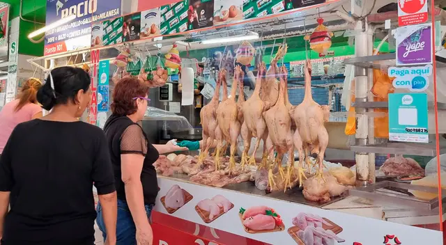 Precio del pollo se incremento debido a las fuertes lluvias a causa del ciclón Yaku. Precio del pollo se incremento debido a las fuertes lluvias a causa del ciclón Yaku.