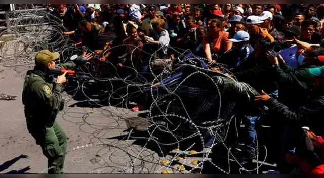 Autoridades americanas bloquearon la frontera para evitar el ingreso de extranjeros. Autoridades americanas bloquearon la frontera para evitar el ingreso de extranjeros.