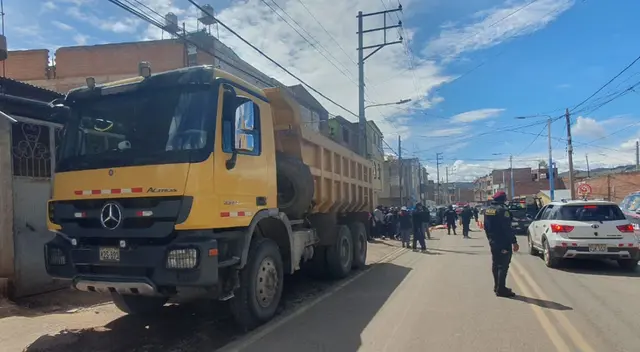 Volquete quedó a disposición de las investigaciones.