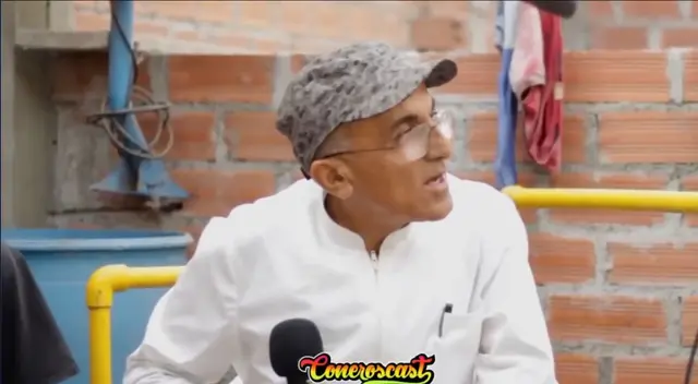 El doctor Pérez Albela no entendió la pregunta.